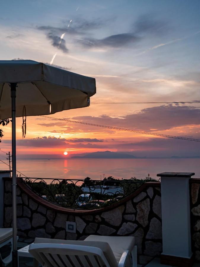 Casa Astra Bed & Breakfast Anacapri  Exterior photo